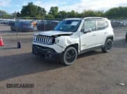 ✅ 2015 Jeep Renegade Limited • VIN: ZACCJBDT0FPB70053 • Lot: 43373271. Wystawiony na IAAI z przebiegiem 125 393 mil. Bezpłatny archiwum sprzedaży aukcyjnych z USA i szczegółowy raport historii pojazdu na DreamBid. Zdjęcie 18.