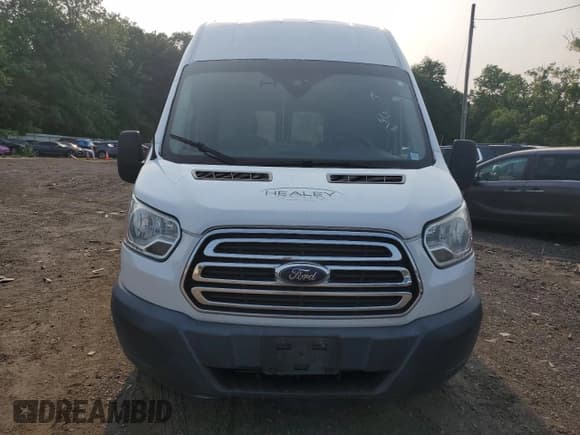 ✅ 2016 Ford Transit • VIN: 1FTYR3XV8GKA42975 • Lot: 59125755. Wystawiony na Copart z przebiegiem Nie podano. Bezpłatny archiwum sprzedaży aukcyjnych z USA i szczegółowy raport historii pojazdu na DreamBid. Zdjęcie 5.