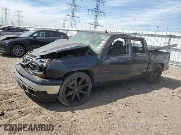 ✅ 2006 Chevrolet Silverado 1500 LT1 • VIN: 2GCEC13NX61347102 • Лот: 56387825. Опубликован ранее на Copart с пробегом Не указан. Бесплатный доступ к архиву аукционных продаж из США и подробный отчёт об истории автомобиля на DreamBid. Изображение 1.