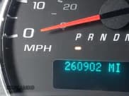 ✅ 2014 Chevrolet Express Cargo • VIN: 1GCWGFCA9E1140577 • Lot: 43772654. Wystawiony na IAAI z przebiegiem 260 902 mil. Bezpłatny archiwum sprzedaży aukcyjnych z USA i szczegółowy raport historii pojazdu na DreamBid. Zdjęcie 15.