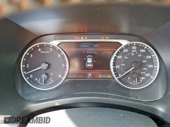 ✅ 2020 Nissan Sentra SR • VIN: 3N1AB8DV5LY305638 • Lot: 82157365. Listed on Copart with 122,291 mi. Free auction sales archive from the USA and detailed vehicle history report at DreamBid. Image 9.