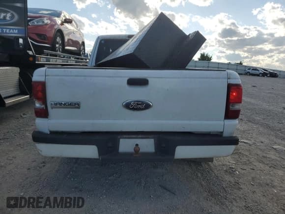 ✅ 2007 Ford Ranger STX • VIN: 1FTYR44U87PA32130 • Lot: 58161475. Wystawiony na Copart z przebiegiem 181 593 mil. Bezpłatny archiwum sprzedaży aukcyjnych z USA i szczegółowy raport historii pojazdu na DreamBid. Zdjęcie 6.