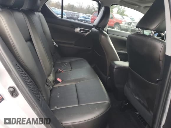 ✅ 2012 Lexus CT 200h Premium • VIN: JTHKD5BH4C2120128 • Лот: 91780065. Опубликован ранее на Copart с пробегом 147 391 миль. Бесплатный доступ к архиву аукционных продаж из США и подробный отчёт об истории автомобиля на DreamBid. Изображение 10.