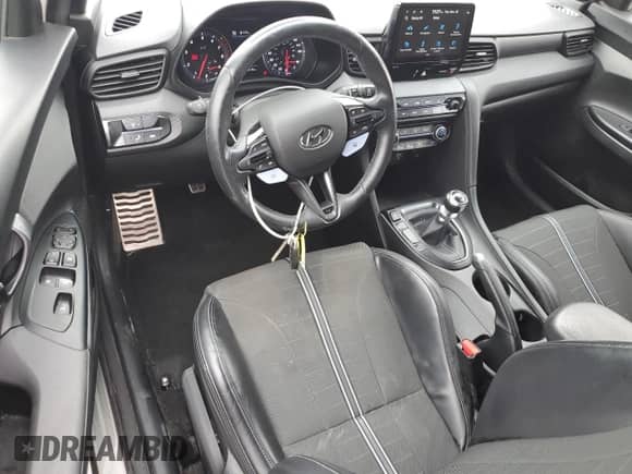 2022 Hyundai Veloster with VIN KMHT36AHXNU014379, listed as a Copart auction lot 82421394 with 36,146 mi miles and Salvage title. Bid and sale history available at DreamBid. Image 8.