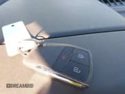 ✅ 2023 Chevrolet Colorado 2WD Work Truck • VIN: 1GCPSBEK4P1268746 • Lot: 41735322. Wystawiony na IAAI z przebiegiem 12 161 mil. Bezpłatny archiwum sprzedaży aukcyjnych z USA i szczegółowy raport historii pojazdu na DreamBid. Zdjęcie 11.