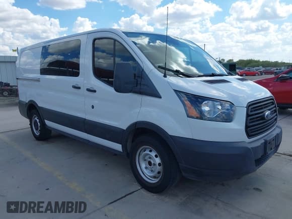 ✅ 2019 Ford Transit • VIN: 1FTYE1YM2KKA16452 • Лот: 43263983. Опубликован ранее на IAAI с пробегом 153 710 миль. Бесплатный доступ к архиву аукционных продаж из США и подробный отчёт об истории автомобиля на DreamBid. Изображение 1.