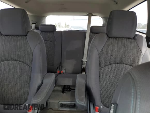 ✅ 2013 Chevrolet Traverse LT • VIN: 1GNKRJKD1DJ232795 • Lot: 85577735. Wystawiony na Copart z przebiegiem 248 853 mil. Bezpłatny archiwum sprzedaży aukcyjnych z USA i szczegółowy raport historii pojazdu na DreamBid. Zdjęcie 10.