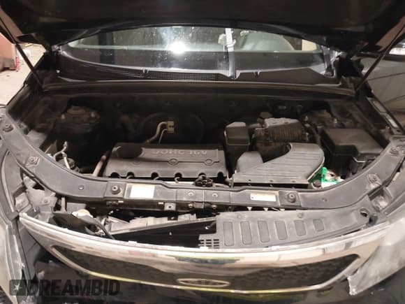 ✅ 2011 Kia Sorento LX • VIN: 5XYKT3A16BG133061 • Lot: 41662271. Listed on IAAI with 125,988 mi. Free auction sales archive from the USA and detailed vehicle history report at DreamBid. Image 10.