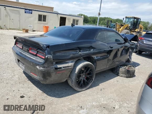 ✅ 2019 Dodge Challenger R/T Scat Pack Widebody • VIN: 2C3CDZFJ5KH618665 • Lot: 65283004. Wystawiony na Copart z przebiegiem 48 884 mil. Bezpłatny archiwum sprzedaży aukcyjnych z USA i szczegółowy raport historii pojazdu na DreamBid. Zdjęcie 3.
