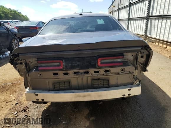 ✅ 2021 Dodge Challenger SXT • VIN: 2C3CDZAG6MH517536 • Lot: 52814214. Wystawiony na Copart z przebiegiem 61 810 mil. Bezpłatny archiwum sprzedaży aukcyjnych z USA i szczegółowy raport historii pojazdu na DreamBid. Zdjęcie 6.