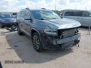 ✅ 2022 GMC Acadia Denali • VIN: 1GKKNXLS5NZ128838 • Лот: 43364583. Опубликован ранее на IAAI с пробегом 78 344 миль. Бесплатный доступ к архиву аукционных продаж из США и подробный отчёт об истории автомобиля на DreamBid. Изображение 1.