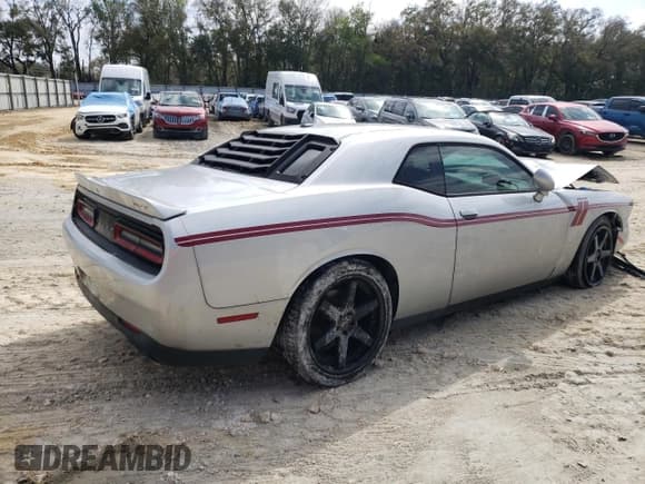 ✅ 2020 Dodge Challenger R/T 50th Anniversary • VIN: 2C3CDZBT0LH184969 • Lot: 46928385. Wystawiony na Copart z przebiegiem 69 220 mil. Bezpłatny archiwum sprzedaży aukcyjnych z USA i szczegółowy raport historii pojazdu na DreamBid. Zdjęcie 3.