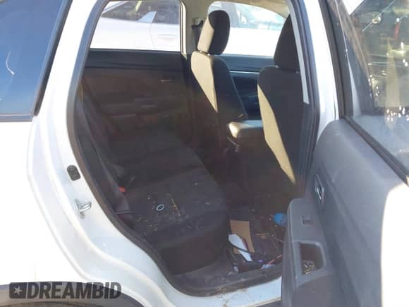 2020 Mitsubishi Outlander ES с VIN JA4AR3AU3LU013720, выставлен на аукционе IAAI как лот 41571302 с пробегом 68 258 миль миль и . История ставок и продаж доступна на DreamBid. Изображение 8.