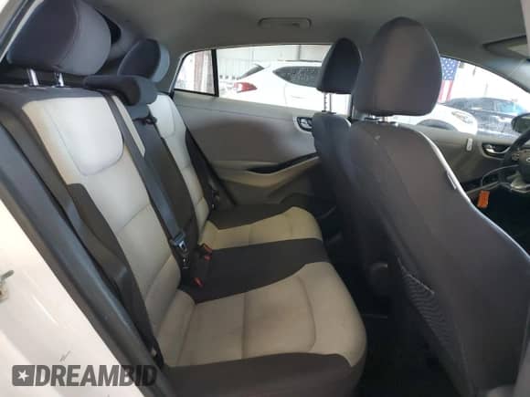 ✅ 2019 Hyundai Ioniq SEL • VIN: KMHC75LC1KU117119 • Лот: 79236324. Размещён на Copart с пробегом Не указан миль. Получите бесплатный доступ к архиву аукционных продаж из США и посмотрите подробный отчёт об истории автомобиля на DreamBid. Изображение 10.