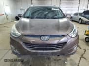 ✅ 2014 Hyundai Tucson SE • VIN: KM8JUCAG4EU836203 • Lot: 88957895. Wystawiony na Copart z przebiegiem 136 012 mil. Bezpłatny archiwum sprzedaży aukcyjnych z USA i szczegółowy raport historii pojazdu na DreamBid. Zdjęcie 5.