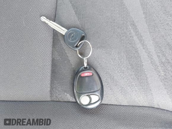 ✅ 2004 Chevrolet Colorado LS Z71 • VIN: 1GCDT196648163104 • Lot: 41783414. Listed on IAAI with 175,015 mi. Free auction sales archive from the USA and detailed vehicle history report at DreamBid. Image 11.