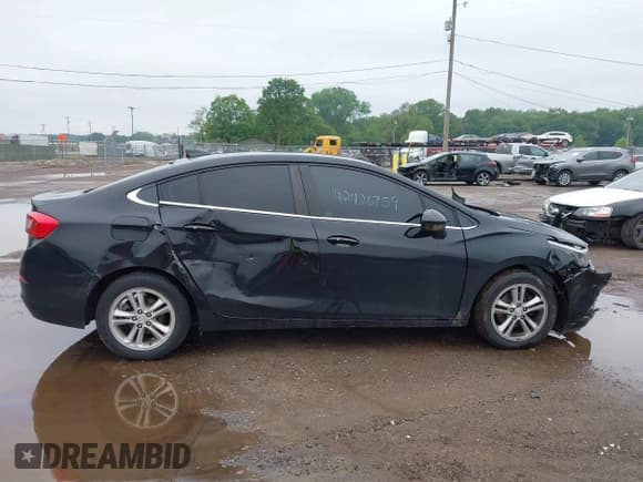 ✅ 2017 Chevrolet Cruze LT • VIN: 1G1BE5SM8H7263680 • Lot: 42426759. Listed on IAAI with 114,958 mi. Free auction sales archive from the USA and detailed vehicle history report at DreamBid. Image 14.