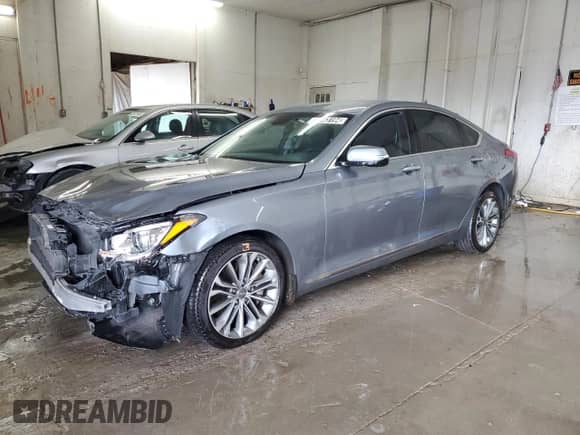 ✅ 2015 Hyundai Genesis 3.8L • VIN: KMHGN4JE9FU094510 • Lot: 81943194. Wystawiony na Copart z przebiegiem 96 832 mil. Bezpłatny archiwum sprzedaży aukcyjnych z USA i szczegółowy raport historii pojazdu na DreamBid. Zdjęcie 1.
