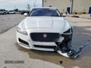 ✅ 2017 Jaguar XF 35t Prestige • VIN: SAJBE4BV4HCY31023 • Lot: 56425255. Listed on Copart with 58,469 mi. Free auction sales archive from the USA and detailed vehicle history report at DreamBid. Image 5.
