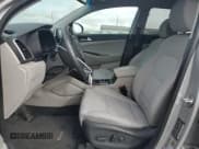 ✅ 2020 Hyundai Tucson Sport • VIN: KM8J3CAL4LU135349 • Lot: 84944735. Wystawiony na Copart z przebiegiem 34 250 mil. Bezpłatny archiwum sprzedaży aukcyjnych z USA i szczegółowy raport historii pojazdu na DreamBid. Zdjęcie 7.