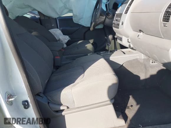 ✅ 2021 Nissan Frontier SV • VIN: 1N6ED0EB8MN717952 • Lot: 41995406. Wystawiony na IAAI z przebiegiem 67 048 mil. Bezpłatny archiwum sprzedaży aukcyjnych z USA i szczegółowy raport historii pojazdu na DreamBid. Zdjęcie 5.