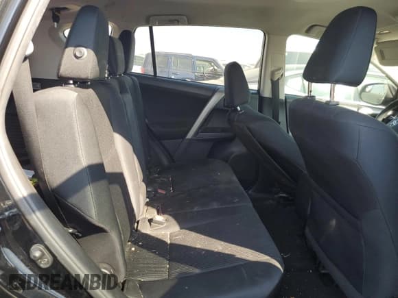 ✅ 2017 Toyota RAV4 LE • VIN: 2T3ZFREV4HW364606 • Лот: 84965175. Опубликован ранее на Copart с пробегом 101 301 миль. Бесплатный доступ к архиву аукционных продаж из США и подробный отчёт об истории автомобиля на DreamBid. Изображение 10.