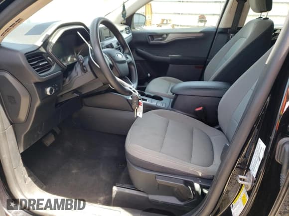 ✅ 2020 Ford Escape S • VIN: 1FMCU9F65LUB11704 • Лот: 55124385. Опубликован ранее на Copart с пробегом 133 310 миль. Бесплатный доступ к архиву аукционных продаж из США и подробный отчёт об истории автомобиля на DreamBid. Изображение 7.