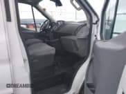 ✅ 2016 Ford Transit Cargo • VIN: 1FTYR3XM5GKB33662 • Lot: 43812911. Wystawiony na IAAI z przebiegiem 94 398 mil. Bezpłatny archiwum sprzedaży aukcyjnych z USA i szczegółowy raport historii pojazdu na DreamBid. Zdjęcie 5.