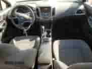 2019 Chevrolet Cruze LT с VIN 1G1BE5SM7K7135566, выставлен на аукционе Copart как лот 85298165 с пробегом 120 118 миль миль и Чистый • Clean title. История ставок и продаж доступна на DreamBid. Изображение 8.