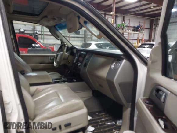 ✅ 2009 Ford Expedition Max Limited • VIN: 1FMFK20529EB19000 • Лот: 41908518. Опубликован ранее на IAAI с пробегом 191 204 миль. Бесплатный доступ к архиву аукционных продаж из США и подробный отчёт об истории автомобиля на DreamBid. Изображение 5.