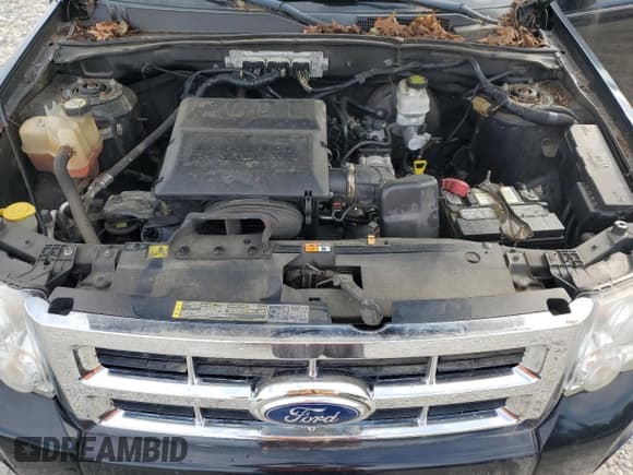 ✅ 2012 Ford Escape XLT • VIN: 1FMCU0DG1CKB62264 • Lot: 81343845. Listed on Copart with 133,219 mi. Free auction sales archive from the USA and detailed vehicle history report at DreamBid. Image 12.