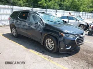 ✅ 2019 Chevrolet Traverse LT Cloth • VIN: 1GNEVGKW2KJ141139 • Lot: 42808716. Wystawiony na IAAI z przebiegiem Nie podano. Bezpłatny archiwum sprzedaży aukcyjnych z USA i szczegółowy raport historii pojazdu na DreamBid. Zdjęcie 1.