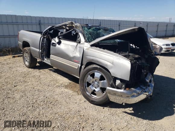 ✅ 2006 Chevrolet Silverado SS • VIN: 2GCEC19N261117884 • Лот: 70653254. Опубликован ранее на Copart с пробегом 96 213 миль. Бесплатный доступ к архиву аукционных продаж из США и подробный отчёт об истории автомобиля на DreamBid. Изображение 4.