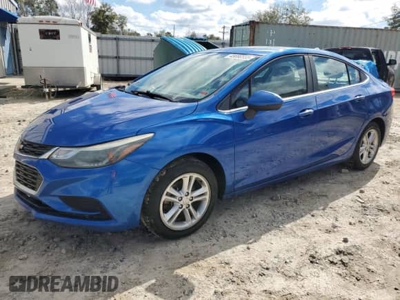 2017 Chevrolet Cruze LT z VIN 1G1BH5SEXH7239185, wystawiony jako Copart lot #45690555 z przebiegiem 70 378 mil mil oraz Nie do naprawy • Non repairable. Historia ofert i sprzedaży dostępna na DreamBid. Obrazek 1.