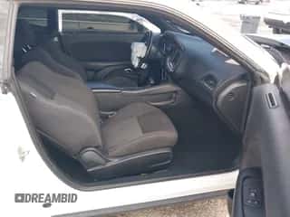 2019 Dodge Challenger R/T с VIN 2C3CDZBT4KH659621, выставлен на аукционе IAAI как лот 43359652 с пробегом 103 831 миль миль и . История ставок и продаж доступна на DreamBid. Изображение 5.