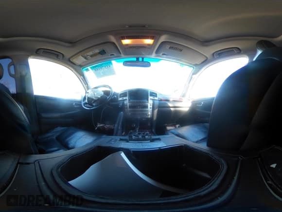 ✅ 2015 Lexus LX 570 • VIN: JTJHY7AX5F4168540 • Lot: 41578108. Listed on IAAI with 243,972 mi. Free auction sales archive from the USA and detailed vehicle history report at DreamBid. Image 19.