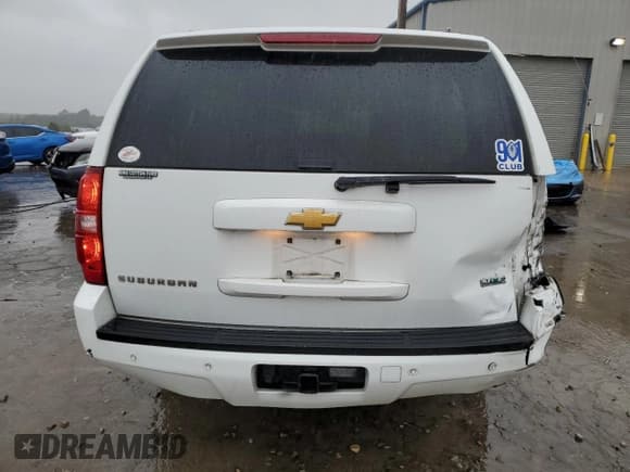 ✅ 2012 Chevrolet Suburban LT • VIN: 1GNSCJE08CR187736 • Lot: 80132604. Wystawiony na Copart z przebiegiem 179 578 mil. Bezpłatny archiwum sprzedaży aukcyjnych z USA i szczegółowy raport historii pojazdu na DreamBid. Zdjęcie 6.