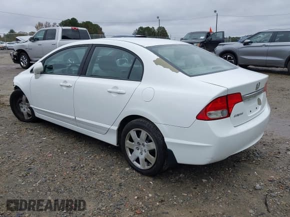 ✅ 2011 Honda Civic LX • VIN: 19XFA1F50BE037852 • Lot: 43561348. Listed on IAAI with 173,805 mi. Free auction sales archive from the USA and detailed vehicle history report at DreamBid. Image 3.