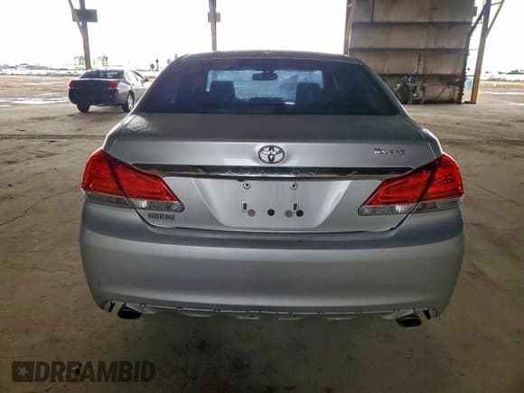 ✅ 2011 Toyota Avalon Limited • VIN: 4T1BK3DB8BU412996 • Lot: 94178855. Listed on Copart with 143,556 mi. Free auction sales archive from the USA and detailed vehicle history report at DreamBid. Image 6.