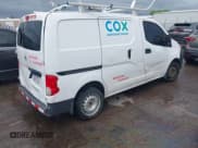 ✅ 2017 Nissan NV200 SV • VIN: 3N6CM0KN9HK713023 • Lot: 42151586. Wystawiony na IAAI z przebiegiem 85 083 mil. Bezpłatny archiwum sprzedaży aukcyjnych z USA i szczegółowy raport historii pojazdu na DreamBid. Zdjęcie 4.