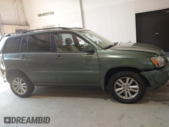 ✅ 2007 Toyota Highlander • VIN: JTEHW21A870043964 • Лот: 42675107. Опубликован ранее на IAAI с пробегом 184 484 миль. Бесплатный доступ к архиву аукционных продаж из США и подробный отчёт об истории автомобиля на DreamBid. Изображение 14.