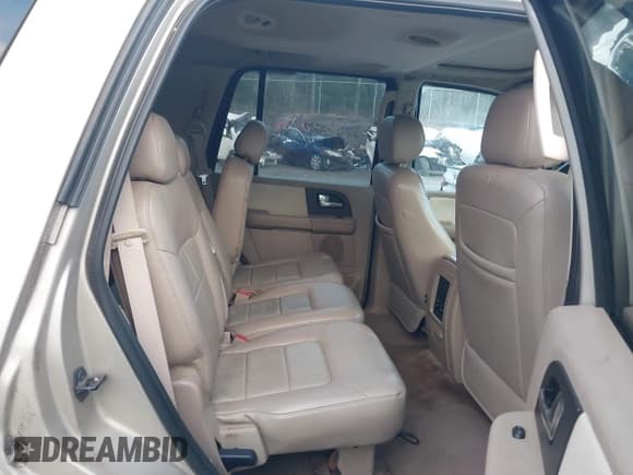 ✅ 2005 Ford Expedition Limited • VIN: 1FMFU20525LA94373 • Lot: 43796073. Wystawiony na IAAI z przebiegiem 140 660 mil. Bezpłatny archiwum sprzedaży aukcyjnych z USA i szczegółowy raport historii pojazdu na DreamBid. Zdjęcie 8.