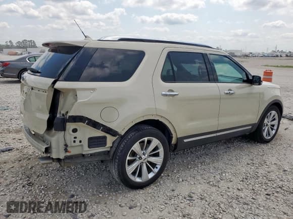 ✅ 2018 Ford Explorer Limited • VIN: 1FM5K7F85JGC48366 • Lot: 71534415. Wystawiony na Copart z przebiegiem 107 753 mil. Bezpłatny archiwum sprzedaży aukcyjnych z USA i szczegółowy raport historii pojazdu na DreamBid. Zdjęcie 3.