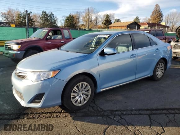 ✅ 2012 Toyota Camry LE • VIN: 4T4BF1FK9CR213694 • Lot: 92320475. Listed on Copart with 202,031 mi. Free auction sales archive from the USA and detailed vehicle history report at DreamBid. Image 1.