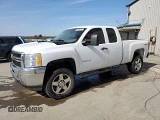 ✅ 2012 Chevrolet Silverado 2500HD Work Truck • VIN: 1GC2KVCGXCZ105086 • Lot: 47088205. Wystawiony na Copart z przebiegiem 292 300 mil. Bezpłatny archiwum sprzedaży aukcyjnych z USA i szczegółowy raport historii pojazdu na DreamBid. Zdjęcie 1.