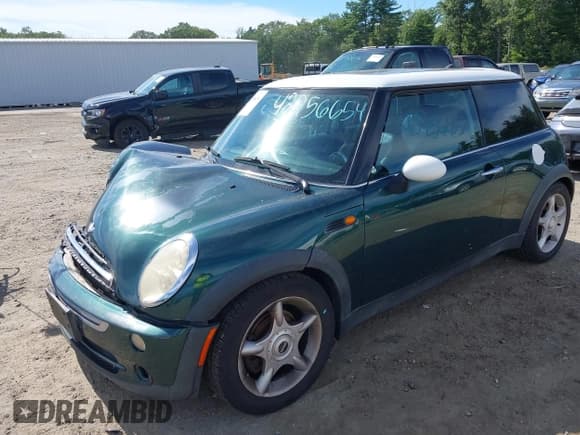 ✅ 2005 MINI Hardtop • VIN: WMWRC33515TJ69924 • Лот: 42956654. Опубликован ранее на IAAI с пробегом 145 241 миль. Бесплатный доступ к архиву аукционных продаж из США и подробный отчёт об истории автомобиля на DreamBid. Изображение 2.