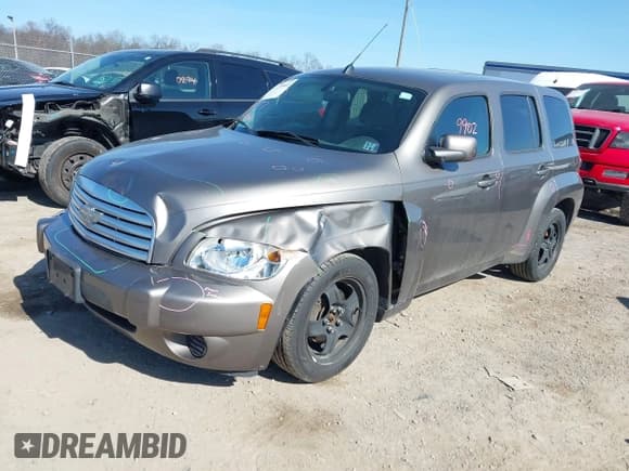 ✅ 2011 Chevrolet HHR 1LT • VIN: 3GNBABFW9BS662918 • Lot: 41779902. Listed on IAAI with 209,275 mi. Free auction sales archive from the USA and detailed vehicle history report at DreamBid. Image 2.