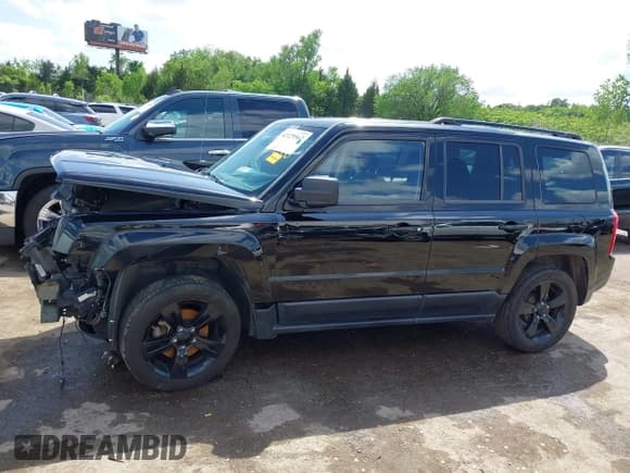 ✅ 2015 Jeep Patriot Altitude • VIN: 1C4NJPBA8FD186406 • Лот: 42129562. Опубликован ранее на IAAI с пробегом 153 720 миль. Бесплатный доступ к архиву аукционных продаж из США и подробный отчёт об истории автомобиля на DreamBid. Изображение 15.