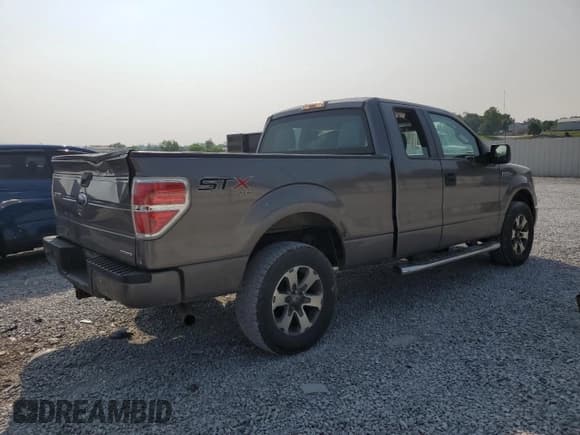 ✅ 2014 Ford F-150 XL • VIN: 1FTEX1EM6EKF44646 • Lot: 58479115. Listed on Copart with 263,923 mi. Free auction sales archive from the USA and detailed vehicle history report at DreamBid. Image 3.