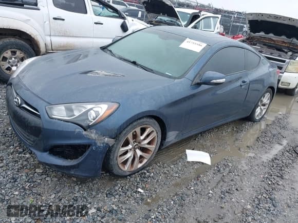 ✅ 2013 Hyundai Genesis Coupe R-Spec • VIN: KMHHU6KJ1DU084274 • Lot: 41755586. Wystawiony na IAAI z przebiegiem 151 114 mil. Bezpłatny archiwum sprzedaży aukcyjnych z USA i szczegółowy raport historii pojazdu na DreamBid. Zdjęcie 2.